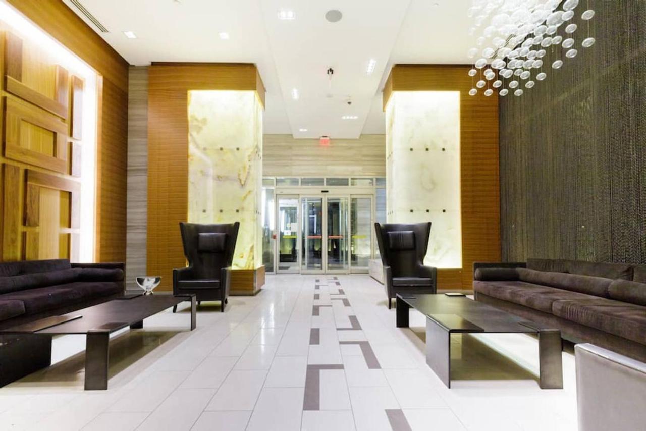 Stunning Views Of Downtown - Luxury High Rise With King Bed! Villa Toronto Eksteriør billede